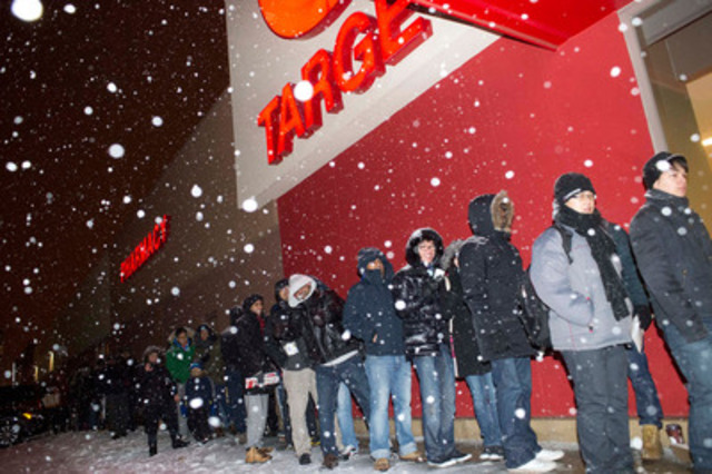 Target Stores Buzzing On Retailer S First Boxing Day In Canada